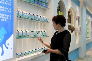 走进得益乳业透明工厂 零距离感受乳制品生产全过程